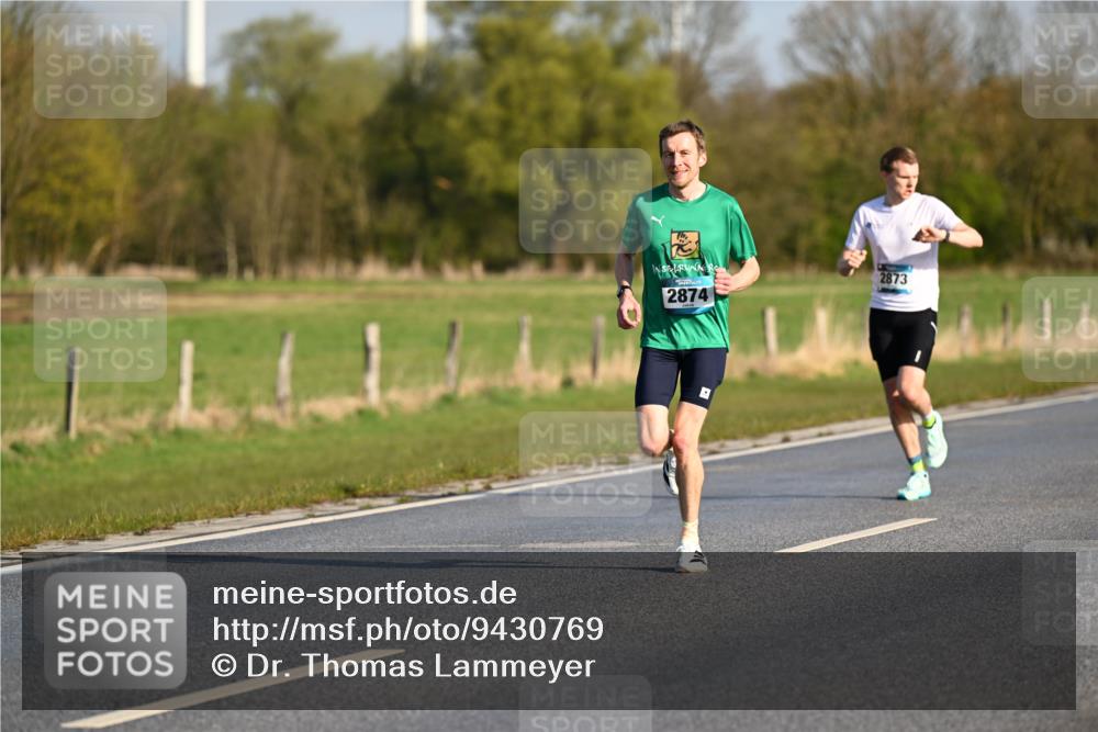 12.04.2026 - 45. Internationalen Wilhelmsburger Insellauf Dr. Thomas Lammeyer http://msf.ph/oto/9430769 12.04.2026 09:08:36 Laufen 2874, 2873 meine-sportfotos.de