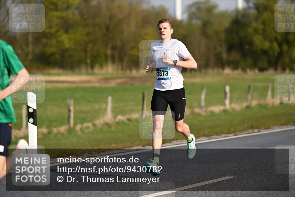 12.04.2026 - 45. Internationalen Wilhelmsburger Insellauf Dr. Thomas Lammeyer http://msf.ph/oto/9430782 12.04.2026 09:08:39 Laufen 2873 meine-sportfotos.de
