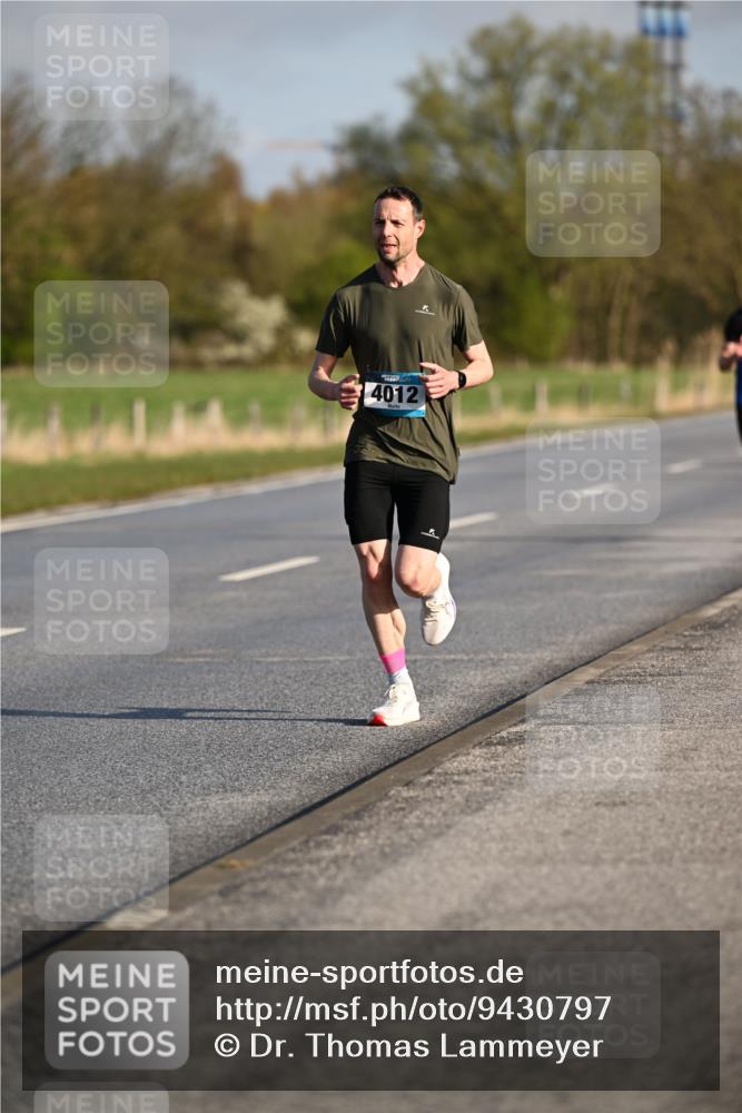 12.04.2026 - 45. Internationalen Wilhelmsburger Insellauf Dr. Thomas Lammeyer http://msf.ph/oto/9430797 12.04.2026 09:08:57 Laufen 4012 meine-sportfotos.de