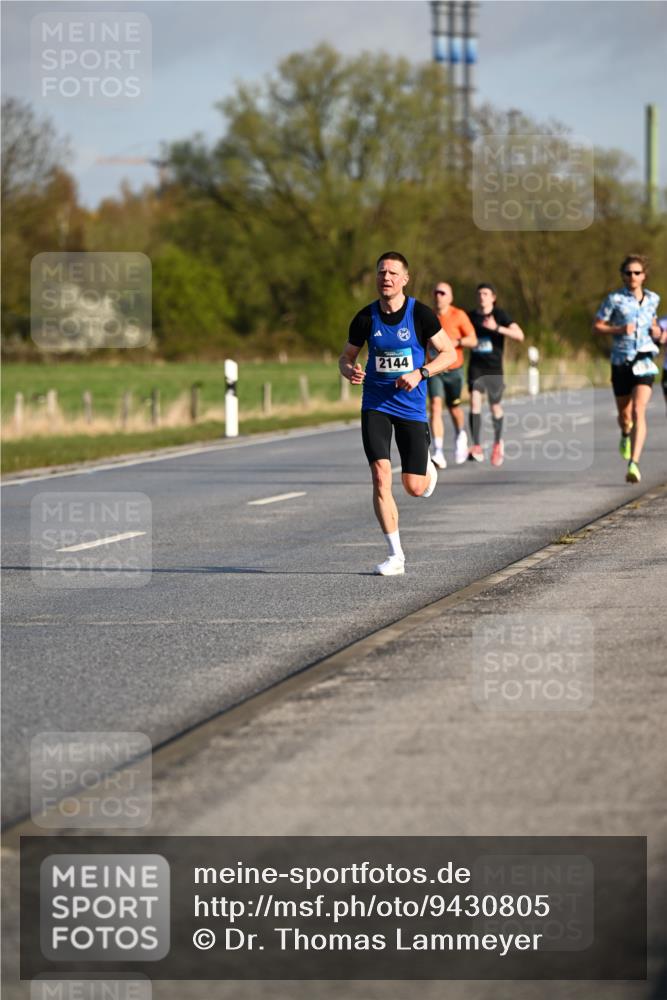 12.04.2026 - 45. Internationalen Wilhelmsburger Insellauf Dr. Thomas Lammeyer http://msf.ph/oto/9430805 12.04.2026 09:08:59 Laufen 2144 meine-sportfotos.de