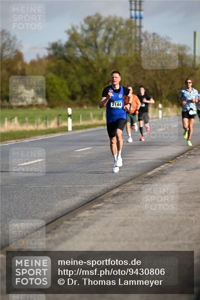 12.04.2026 - 45. Internationalen Wilhelmsburger Insellauf Dr. Thomas Lammeyer http://msf.ph/oto/9430806 12.04.2026 09:08:59 Laufen 2144 meine-sportfotos.de
