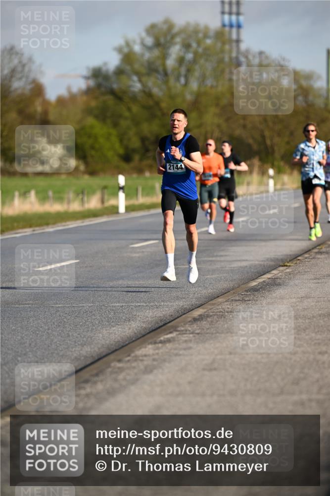 12.04.2026 - 45. Internationalen Wilhelmsburger Insellauf Dr. Thomas Lammeyer http://msf.ph/oto/9430809 12.04.2026 09:09:00 Laufen 2144 meine-sportfotos.de