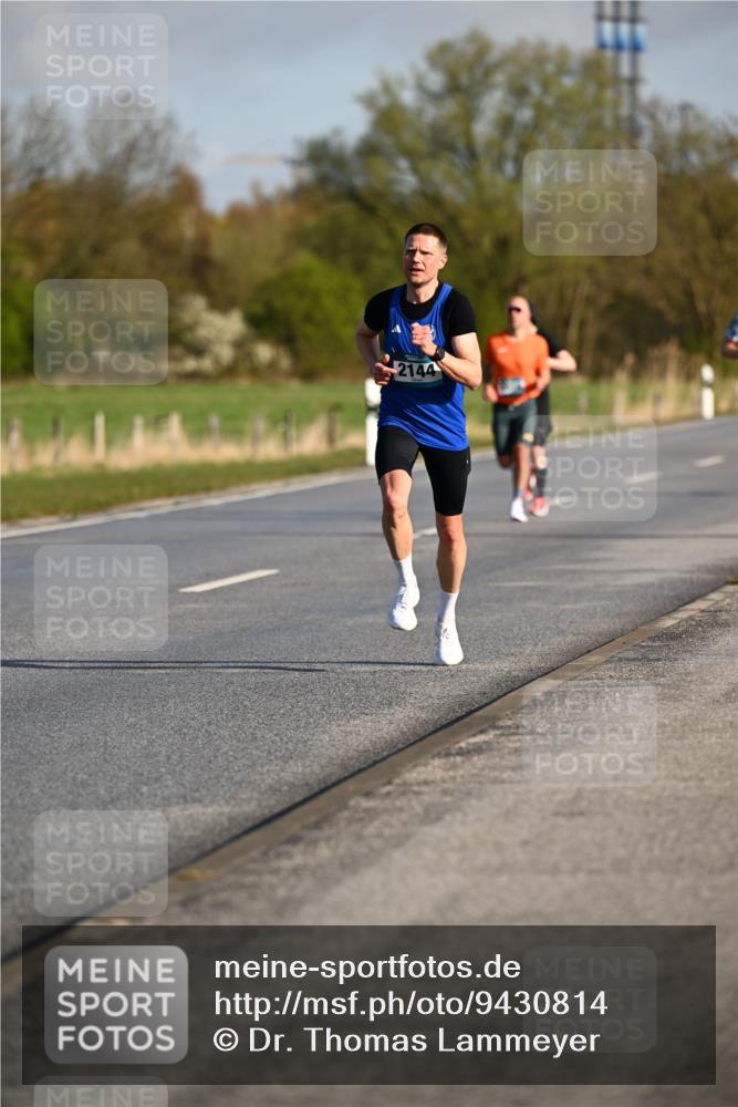 12.04.2026 - 45. Internationalen Wilhelmsburger Insellauf Dr. Thomas Lammeyer http://msf.ph/oto/9430814 12.04.2026 09:09:01 Laufen 2144 meine-sportfotos.de