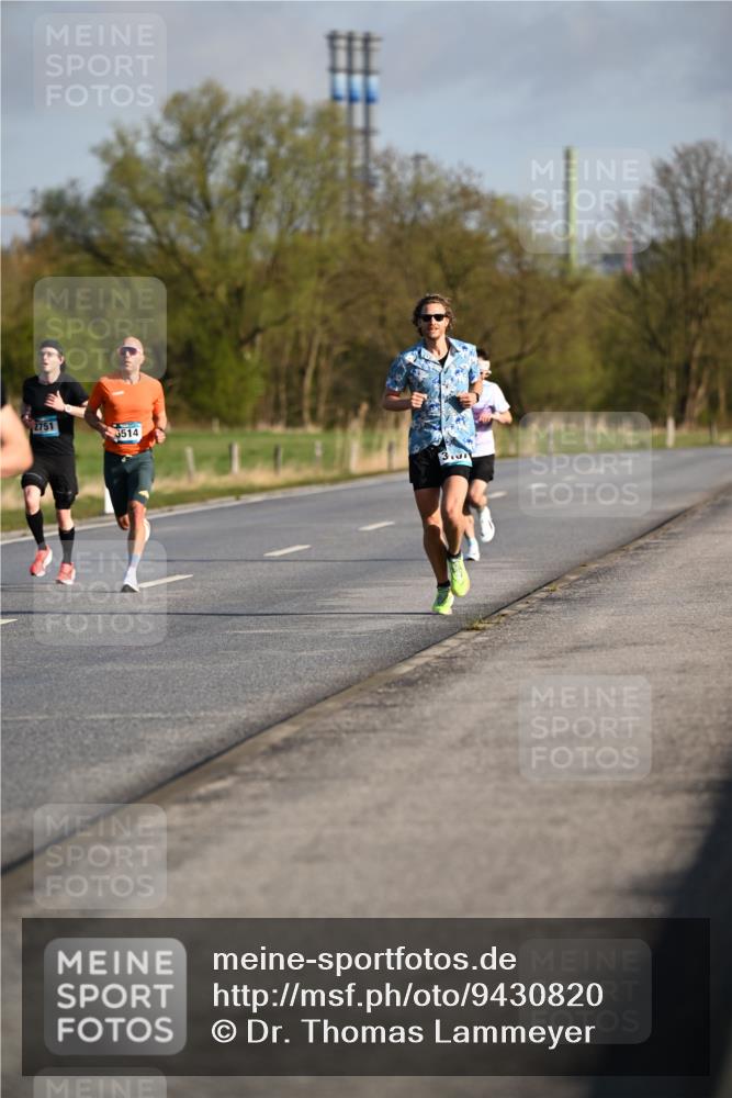 12.04.2026 - 45. Internationalen Wilhelmsburger Insellauf Dr. Thomas Lammeyer http://msf.ph/oto/9430820 12.04.2026 09:09:02 Laufen 2751, 6514, 3, 00 meine-sportfotos.de