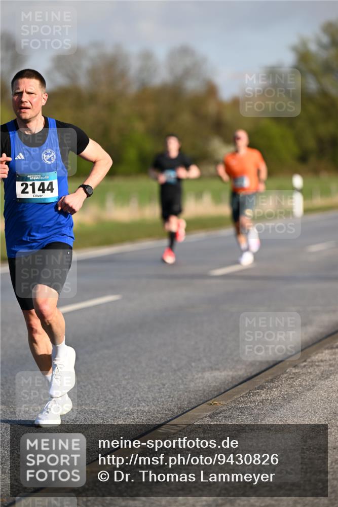 12.04.2026 - 45. Internationalen Wilhelmsburger Insellauf Dr. Thomas Lammeyer http://msf.ph/oto/9430826 12.04.2026 09:09:03 Laufen 2144 meine-sportfotos.de