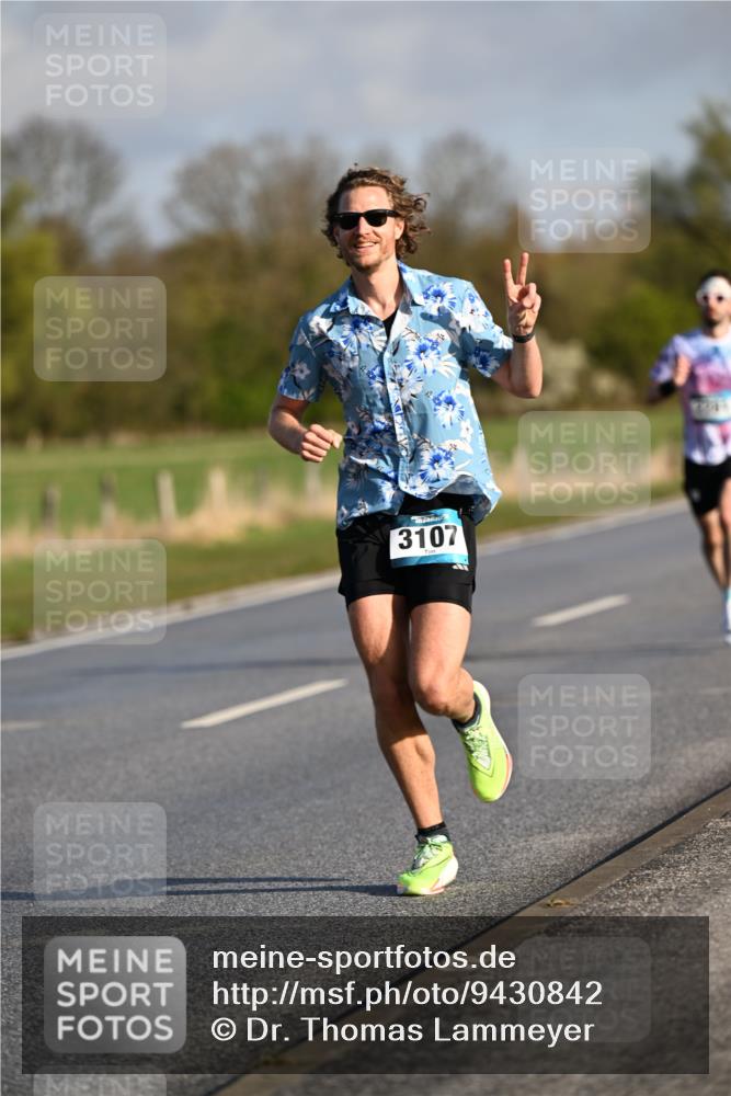 12.04.2026 - 45. Internationalen Wilhelmsburger Insellauf Dr. Thomas Lammeyer http://msf.ph/oto/9430842 12.04.2026 09:09:07 Laufen 3107 meine-sportfotos.de