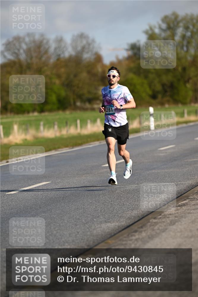 12.04.2026 - 45. Internationalen Wilhelmsburger Insellauf Dr. Thomas Lammeyer http://msf.ph/oto/9430845 12.04.2026 09:09:08 Laufen 2281, 3 meine-sportfotos.de