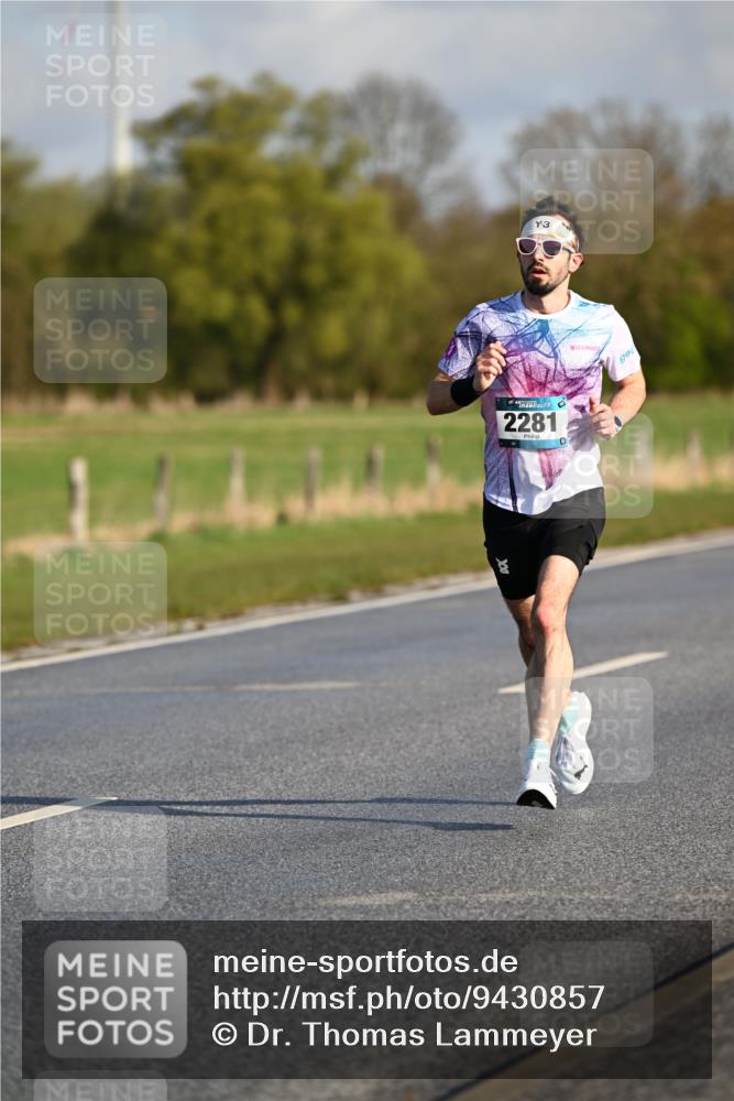 12.04.2026 - 45. Internationalen Wilhelmsburger Insellauf Dr. Thomas Lammeyer http://msf.ph/oto/9430857 12.04.2026 09:09:09 Laufen 2281, 3 meine-sportfotos.de