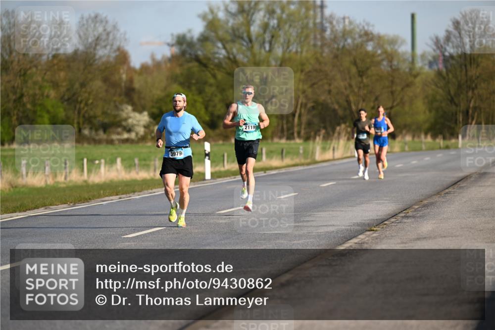 12.04.2026 - 45. Internationalen Wilhelmsburger Insellauf Dr. Thomas Lammeyer http://msf.ph/oto/9430862 12.04.2026 09:09:22 Laufen 3979, 2119 meine-sportfotos.de