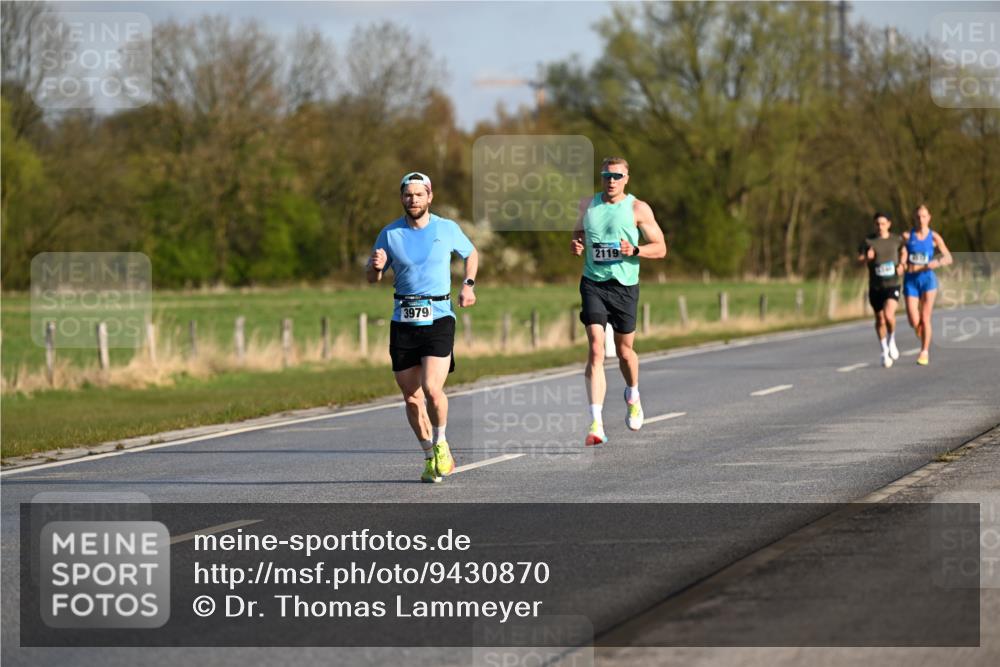 12.04.2026 - 45. Internationalen Wilhelmsburger Insellauf Dr. Thomas Lammeyer http://msf.ph/oto/9430870 12.04.2026 09:09:23 Laufen 3979, 2119 meine-sportfotos.de