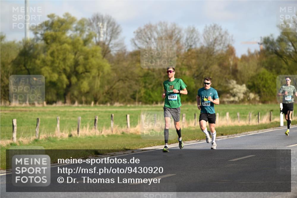 12.04.2026 - 45. Internationalen Wilhelmsburger Insellauf Dr. Thomas Lammeyer http://msf.ph/oto/9430920 12.04.2026 09:09:40 Laufen 2487, 2125, 5237, 2727 meine-sportfotos.de