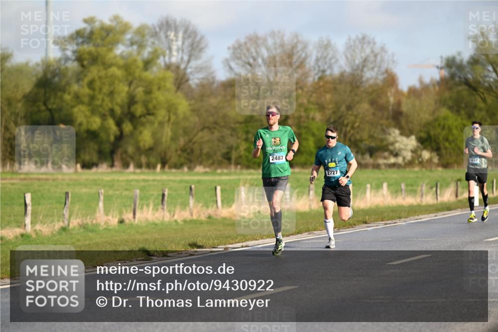 12.04.2026 - 45. Internationalen Wilhelmsburger Insellauf Dr. Thomas Lammeyer http://msf.ph/oto/9430922 12.04.2026 09:09:41 Laufen 2487, 2727, 5237 meine-sportfotos.de