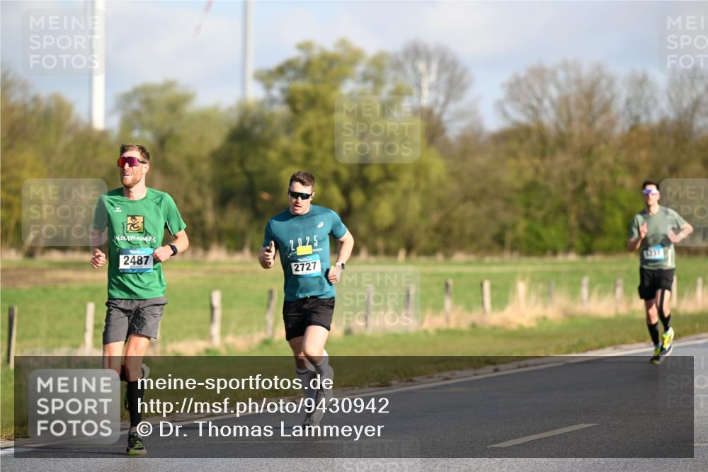 12.04.2026 - 45. Internationalen Wilhelmsburger Insellauf Dr. Thomas Lammeyer http://msf.ph/oto/9430942 12.04.2026 09:09:44 Laufen 2487, 2025, 2727, 5237 meine-sportfotos.de