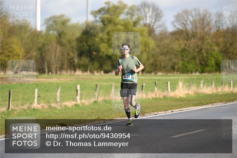 12.04.2026 - 45. Internationalen Wilhelmsburger Insellauf Dr. Thomas Lammeyer http://msf.ph/oto/9430954 12.04.2026 09:09:46 Laufen 5237 meine-sportfotos.de
