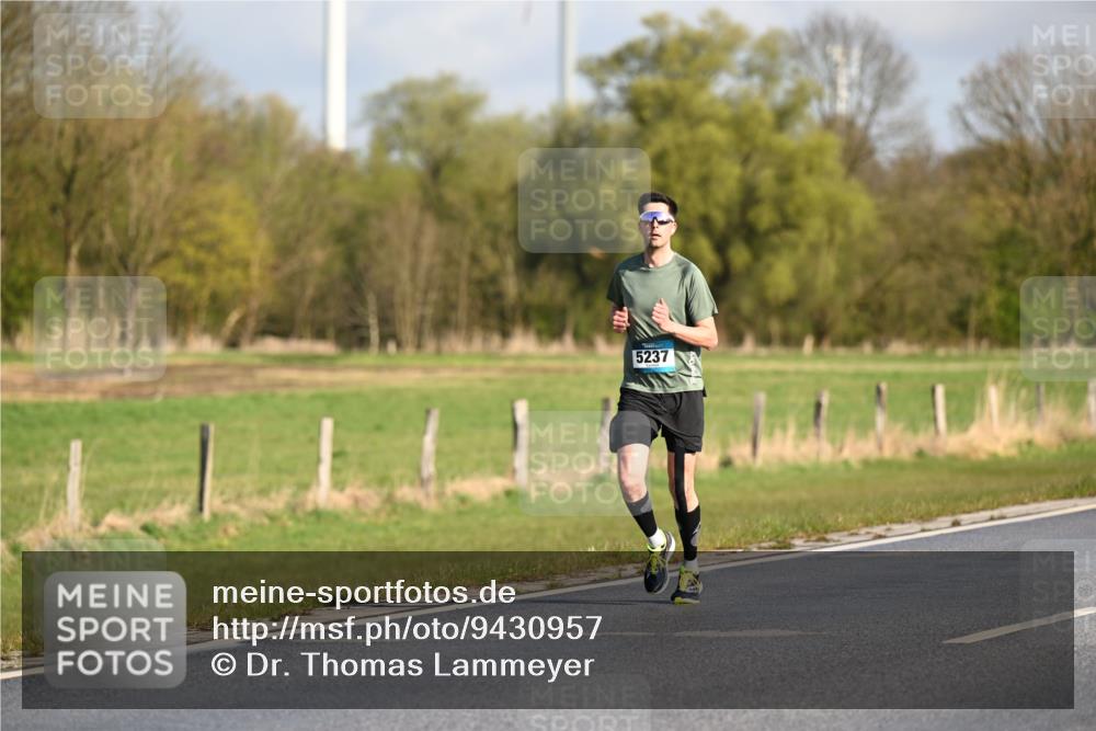 12.04.2026 - 45. Internationalen Wilhelmsburger Insellauf Dr. Thomas Lammeyer http://msf.ph/oto/9430957 12.04.2026 09:09:47 Laufen 5237 meine-sportfotos.de