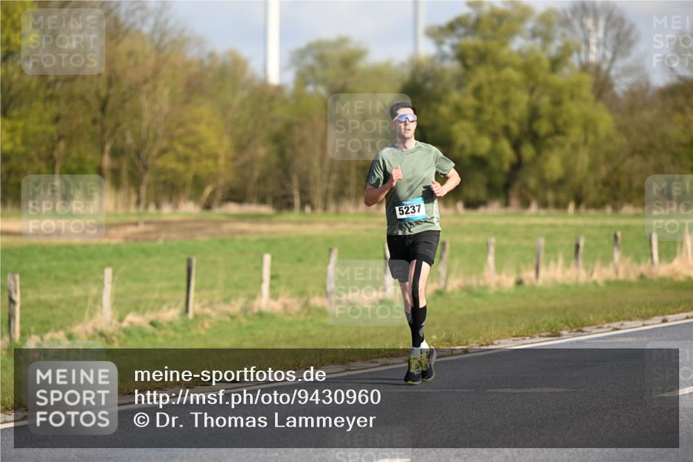 12.04.2026 - 45. Internationalen Wilhelmsburger Insellauf Dr. Thomas Lammeyer http://msf.ph/oto/9430960 12.04.2026 09:09:47 Laufen 5237 meine-sportfotos.de