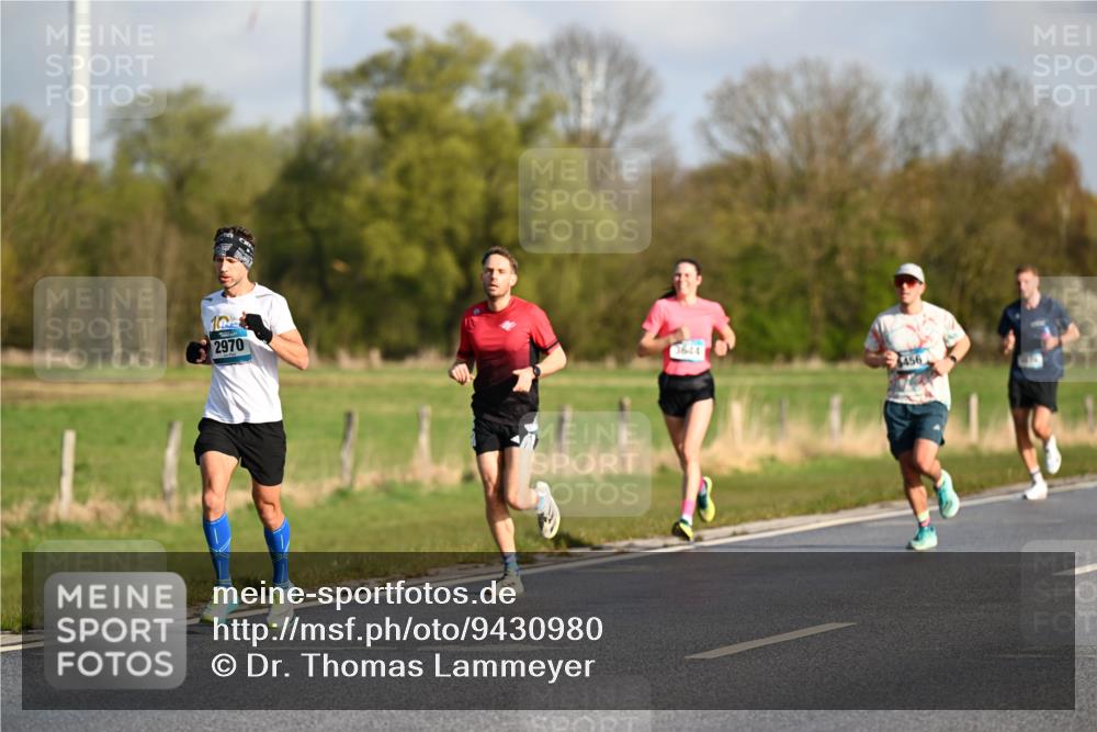 12.04.2026 - 45. Internationalen Wilhelmsburger Insellauf Dr. Thomas Lammeyer http://msf.ph/oto/9430980 12.04.2026 09:09:54 Laufen 2970, 3644, 5456 meine-sportfotos.de