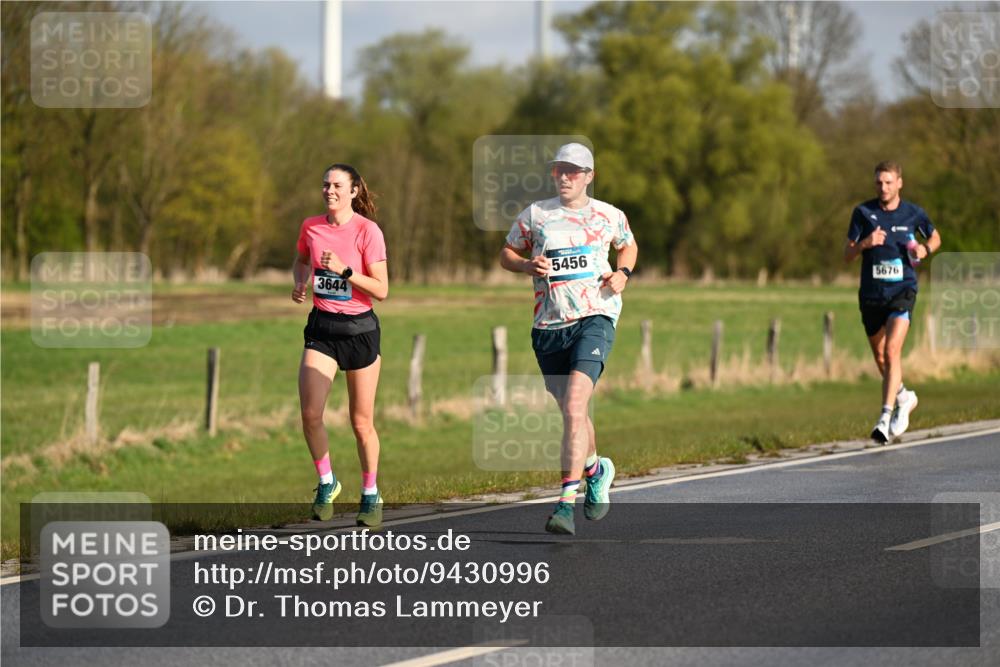 12.04.2026 - 45. Internationalen Wilhelmsburger Insellauf Dr. Thomas Lammeyer http://msf.ph/oto/9430996 12.04.2026 09:09:57 Laufen 5456, 5676, 3644 meine-sportfotos.de