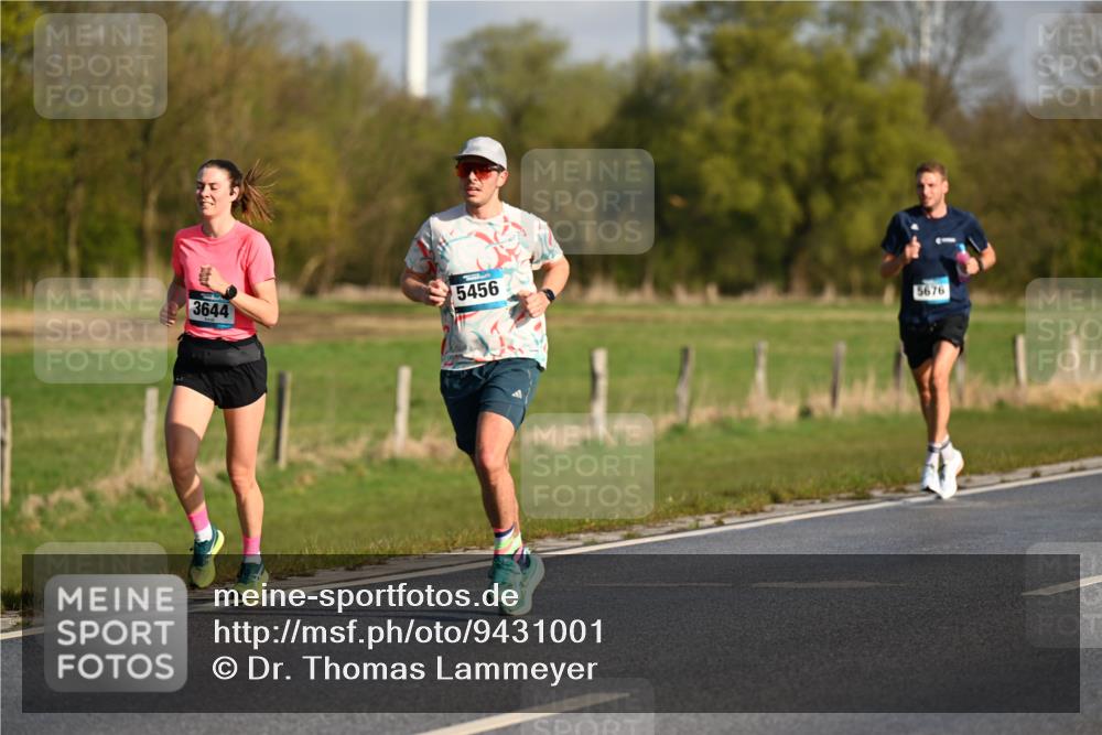 12.04.2026 - 45. Internationalen Wilhelmsburger Insellauf Dr. Thomas Lammeyer http://msf.ph/oto/9431001 12.04.2026 09:09:58 Laufen 3644, 5456, 5676 meine-sportfotos.de