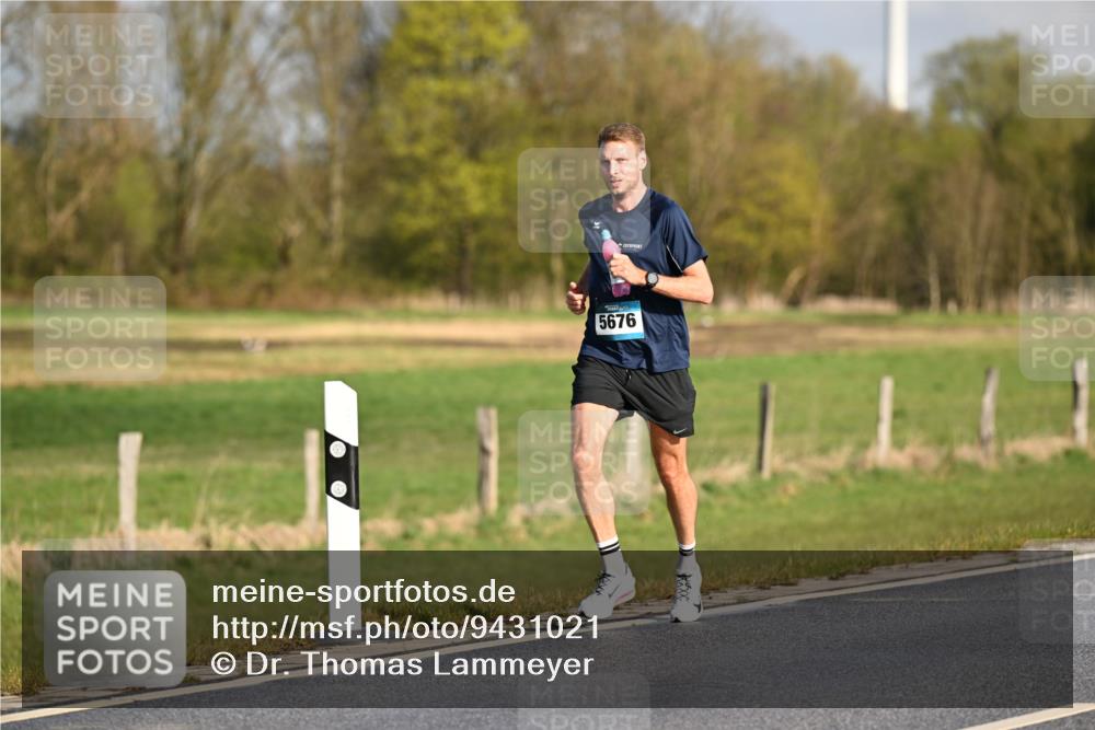 12.04.2026 - 45. Internationalen Wilhelmsburger Insellauf Dr. Thomas Lammeyer http://msf.ph/oto/9431021 12.04.2026 09:10:01 Laufen 5676 meine-sportfotos.de