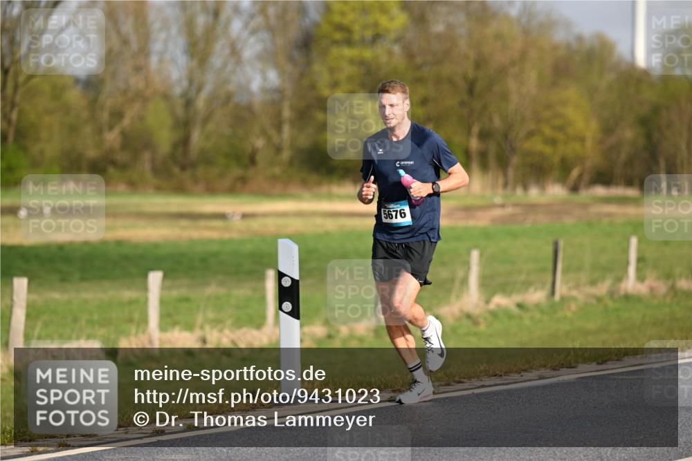 12.04.2026 - 45. Internationalen Wilhelmsburger Insellauf Dr. Thomas Lammeyer http://msf.ph/oto/9431023 12.04.2026 09:10:02 Laufen 5676 meine-sportfotos.de