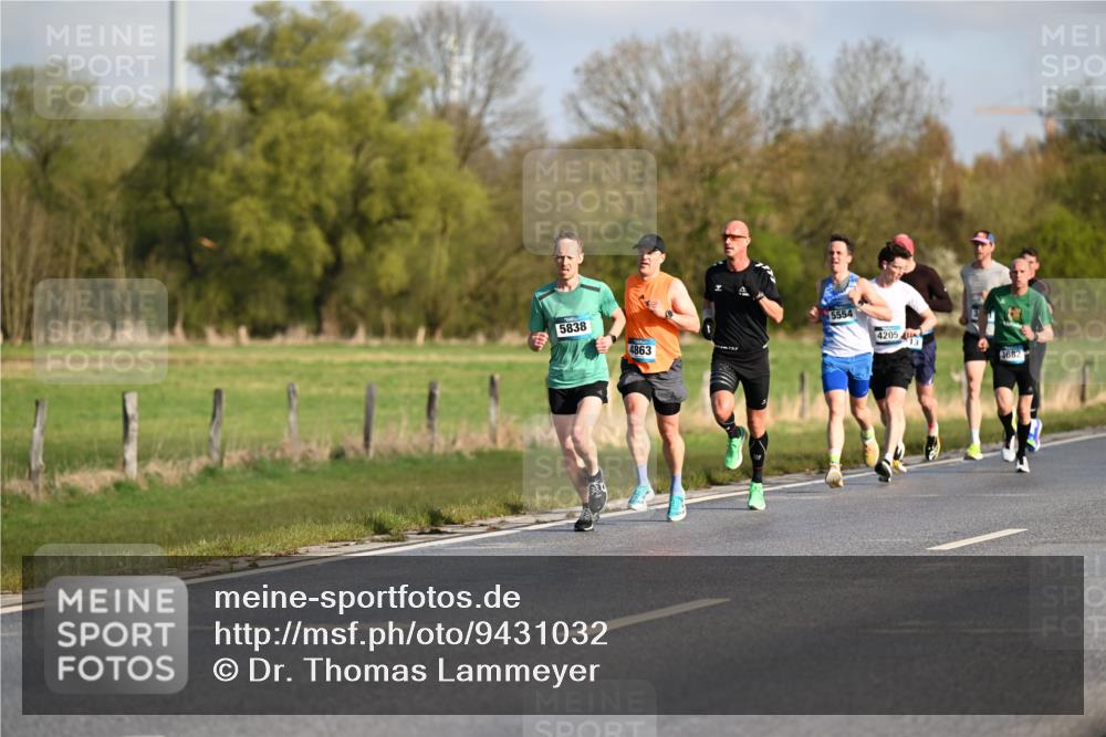 12.04.2026 - 45. Internationalen Wilhelmsburger Insellauf Dr. Thomas Lammeyer http://msf.ph/oto/9431032 12.04.2026 09:10:14 Laufen 5838, 4863, 5554, 4205, 13, 3682 meine-sportfotos.de