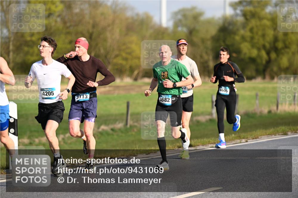 12.04.2026 - 45. Internationalen Wilhelmsburger Insellauf Dr. Thomas Lammeyer http://msf.ph/oto/9431069 12.04.2026 09:10:20 Laufen 4205, 3113, 3682, 4605 meine-sportfotos.de