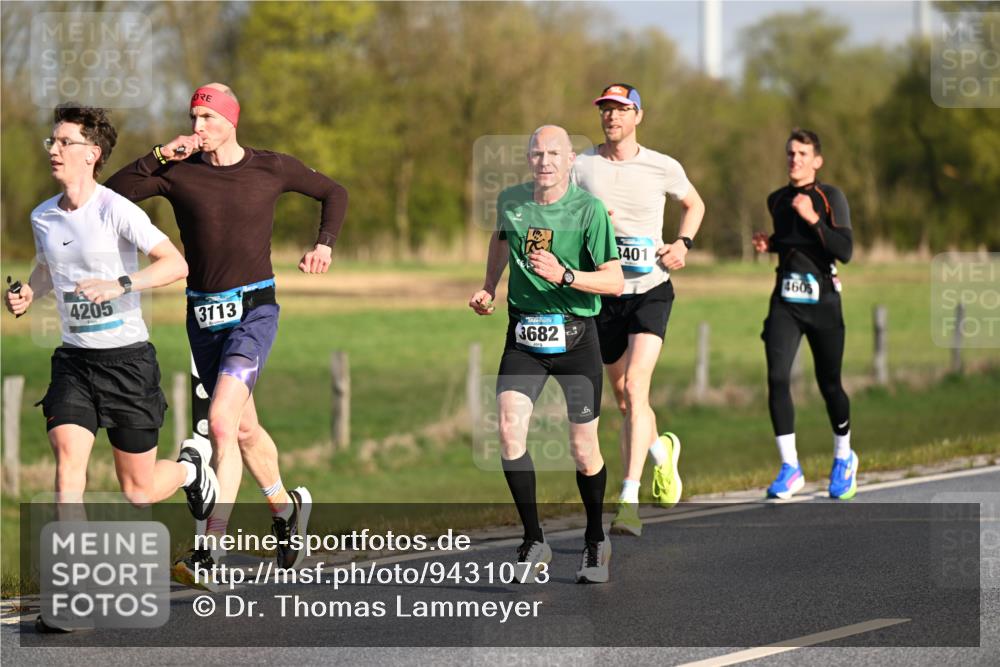 12.04.2026 - 45. Internationalen Wilhelmsburger Insellauf Dr. Thomas Lammeyer http://msf.ph/oto/9431073 12.04.2026 09:10:21 Laufen 4205, 3113, 3682, 3401, 4605 meine-sportfotos.de