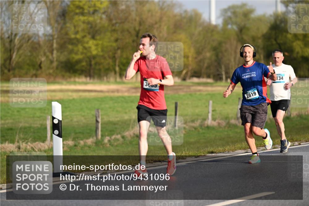 12.04.2026 - 45. Internationalen Wilhelmsburger Insellauf Dr. Thomas Lammeyer http://msf.ph/oto/9431096 12.04.2026 09:10:25 Laufen 3603, 2819, 134 meine-sportfotos.de