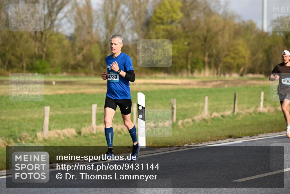 12.04.2026 - 45. Internationalen Wilhelmsburger Insellauf Dr. Thomas Lammeyer http://msf.ph/oto/9431144 12.04.2026 09:10:34 Laufen 20, 4733, 4162 meine-sportfotos.de