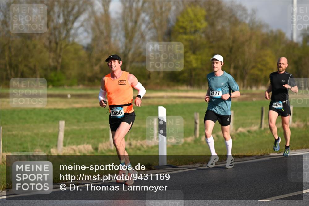 12.04.2026 - 45. Internationalen Wilhelmsburger Insellauf Dr. Thomas Lammeyer http://msf.ph/oto/9431169 12.04.2026 09:10:39 Laufen 2866, 2177, 4475 meine-sportfotos.de