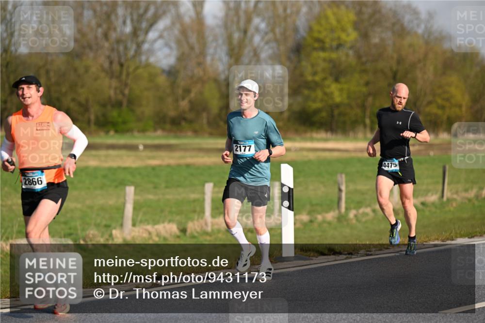 12.04.2026 - 45. Internationalen Wilhelmsburger Insellauf Dr. Thomas Lammeyer http://msf.ph/oto/9431173 12.04.2026 09:10:40 Laufen 2866, 2177, 4475 meine-sportfotos.de
