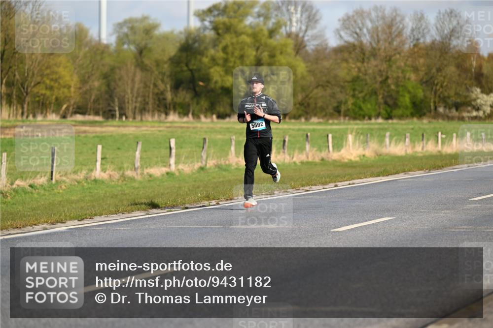 12.04.2026 - 45. Internationalen Wilhelmsburger Insellauf Dr. Thomas Lammeyer http://msf.ph/oto/9431182 12.04.2026 09:10:43 Laufen 5592 meine-sportfotos.de