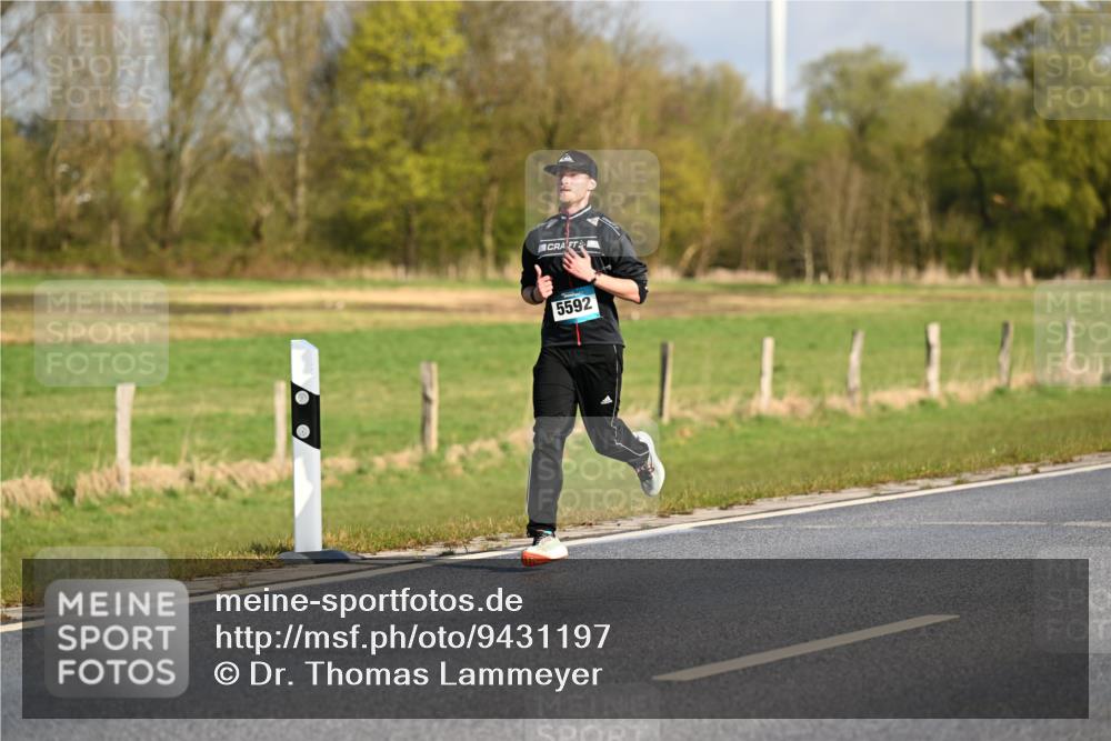 12.04.2026 - 45. Internationalen Wilhelmsburger Insellauf Dr. Thomas Lammeyer http://msf.ph/oto/9431197 12.04.2026 09:10:45 Laufen 5592 meine-sportfotos.de