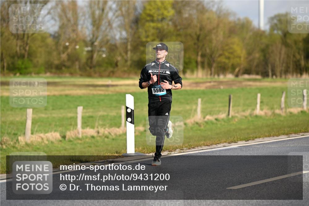 12.04.2026 - 45. Internationalen Wilhelmsburger Insellauf Dr. Thomas Lammeyer http://msf.ph/oto/9431200 12.04.2026 09:10:45 Laufen 5592 meine-sportfotos.de