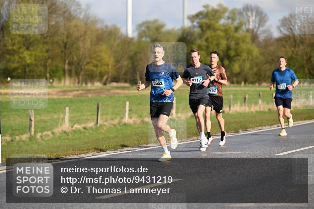 12.04.2026 - 45. Internationalen Wilhelmsburger Insellauf Dr. Thomas Lammeyer http://msf.ph/oto/9431219 12.04.2026 09:10:52 Laufen 4117, 5652, 1, 2789, 3262 meine-sportfotos.de