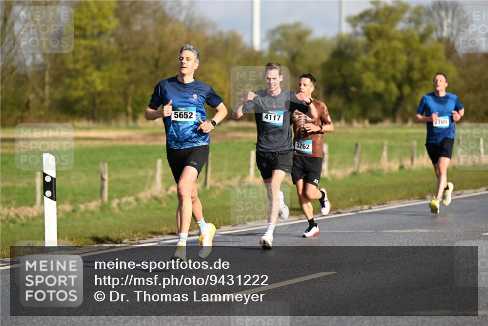 12.04.2026 - 45. Internationalen Wilhelmsburger Insellauf Dr. Thomas Lammeyer http://msf.ph/oto/9431222 12.04.2026 09:10:53 Laufen 5652, 4117, 3262, 2789 meine-sportfotos.de