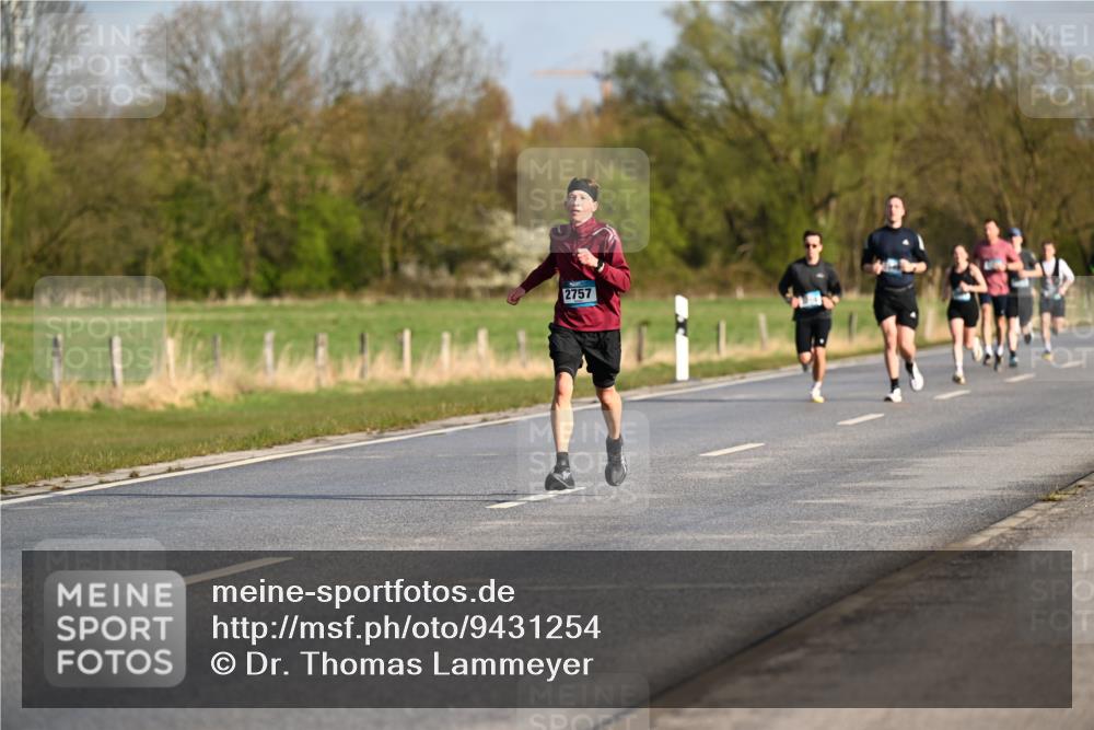 12.04.2026 - 45. Internationalen Wilhelmsburger Insellauf Dr. Thomas Lammeyer http://msf.ph/oto/9431254 12.04.2026 09:11:02 Laufen 2757 meine-sportfotos.de