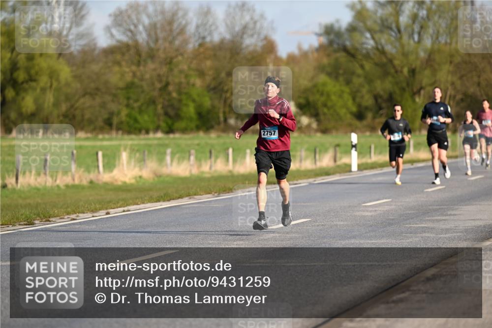 12.04.2026 - 45. Internationalen Wilhelmsburger Insellauf Dr. Thomas Lammeyer http://msf.ph/oto/9431259 12.04.2026 09:11:03 Laufen 2757 meine-sportfotos.de