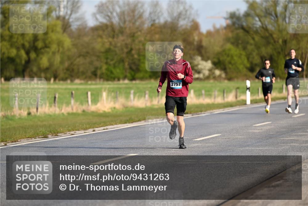 12.04.2026 - 45. Internationalen Wilhelmsburger Insellauf Dr. Thomas Lammeyer http://msf.ph/oto/9431263 12.04.2026 09:11:03 Laufen 2757 meine-sportfotos.de