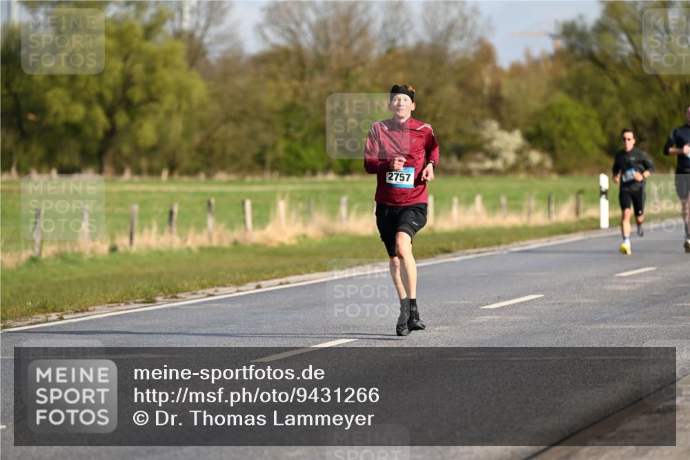 12.04.2026 - 45. Internationalen Wilhelmsburger Insellauf Dr. Thomas Lammeyer http://msf.ph/oto/9431266 12.04.2026 09:11:04 Laufen 2757 meine-sportfotos.de