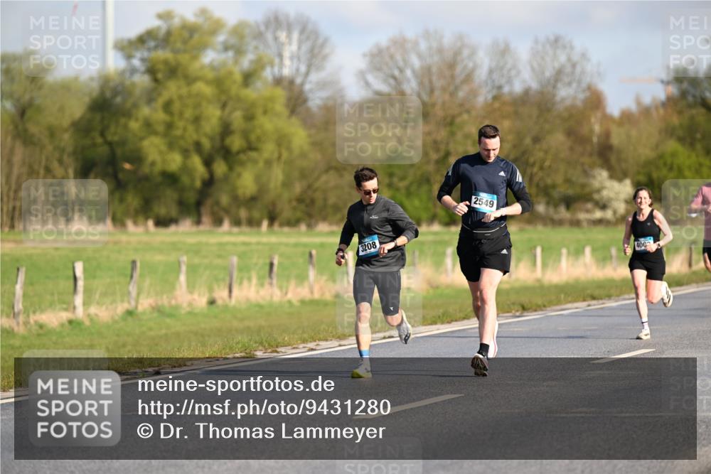 12.04.2026 - 45. Internationalen Wilhelmsburger Insellauf Dr. Thomas Lammeyer http://msf.ph/oto/9431280 12.04.2026 09:11:09 Laufen 3208, 2549, 400 meine-sportfotos.de