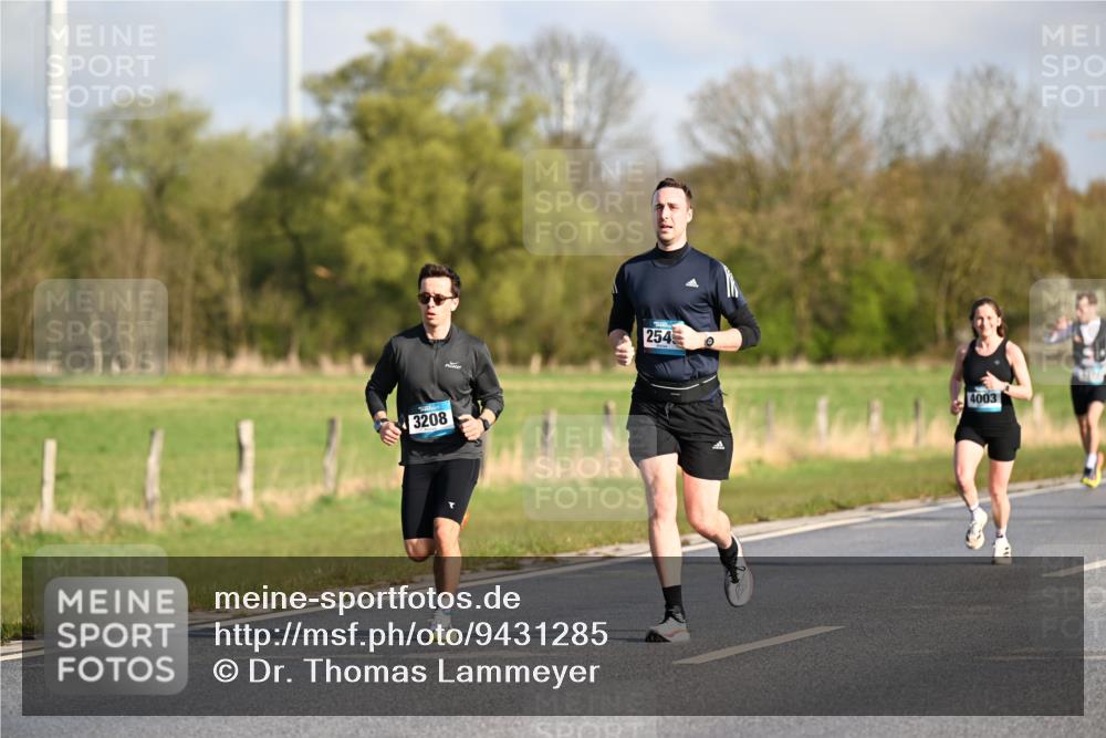 12.04.2026 - 45. Internationalen Wilhelmsburger Insellauf Dr. Thomas Lammeyer http://msf.ph/oto/9431285 12.04.2026 09:11:10 Laufen 3208, 254, 4003 meine-sportfotos.de