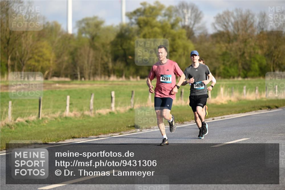 12.04.2026 - 45. Internationalen Wilhelmsburger Insellauf Dr. Thomas Lammeyer http://msf.ph/oto/9431306 12.04.2026 09:11:15 Laufen 4291, 3976, 226 meine-sportfotos.de
