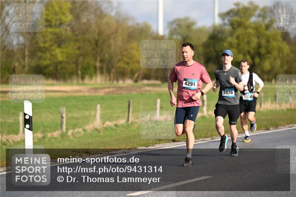 12.04.2026 - 45. Internationalen Wilhelmsburger Insellauf Dr. Thomas Lammeyer http://msf.ph/oto/9431314 12.04.2026 09:11:16 Laufen 4291, 3976, 3372, 226 meine-sportfotos.de