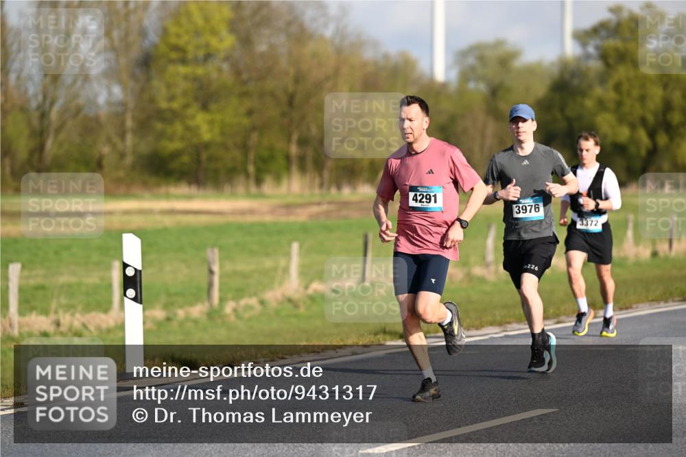 12.04.2026 - 45. Internationalen Wilhelmsburger Insellauf Dr. Thomas Lammeyer http://msf.ph/oto/9431317 12.04.2026 09:11:16 Laufen 4291, 3976, 226, 3372 meine-sportfotos.de