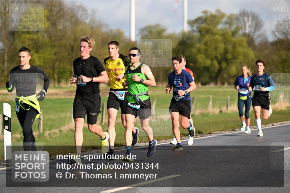 12.04.2026 - 45. Internationalen Wilhelmsburger Insellauf Dr. Thomas Lammeyer http://msf.ph/oto/9431344 12.04.2026 09:11:23 Laufen 393, 226, 02, 3099 meine-sportfotos.de
