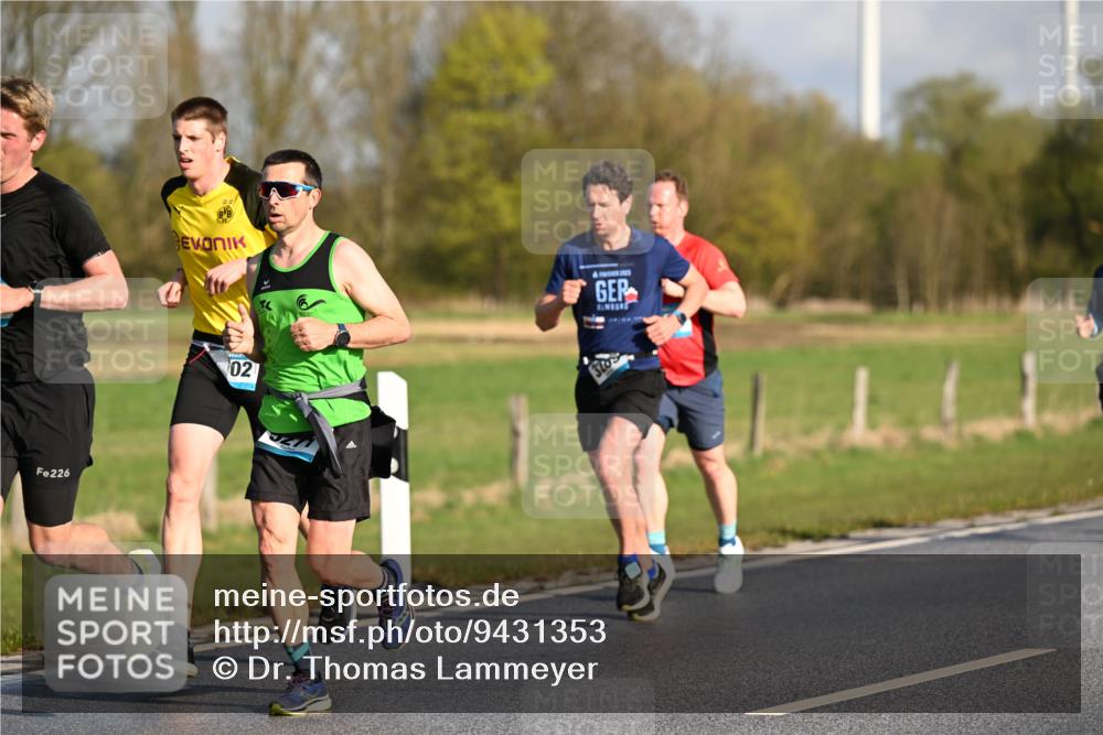 12.04.2026 - 45. Internationalen Wilhelmsburger Insellauf Dr. Thomas Lammeyer http://msf.ph/oto/9431353 12.04.2026 09:11:24 Laufen 226, 02 meine-sportfotos.de