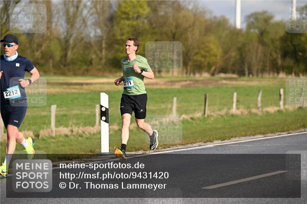 12.04.2026 - 45. Internationalen Wilhelmsburger Insellauf Dr. Thomas Lammeyer http://msf.ph/oto/9431420 12.04.2026 09:11:40 Laufen 2212, 3771 meine-sportfotos.de