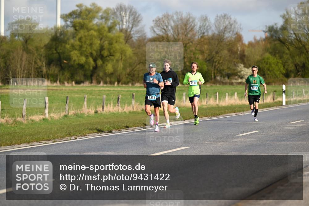 12.04.2026 - 45. Internationalen Wilhelmsburger Insellauf Dr. Thomas Lammeyer http://msf.ph/oto/9431422 12.04.2026 09:11:42 Laufen 56, 2127, 2010, 2253 meine-sportfotos.de